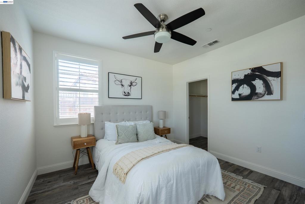 18628 Delta Ct Property Photo 23