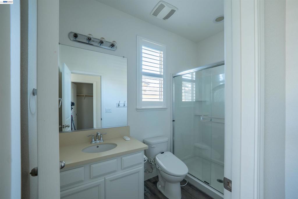 18628 Delta Ct Property Photo 43