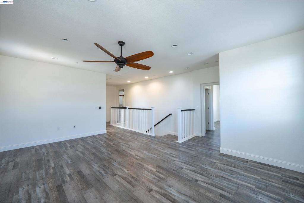 18628 Delta Ct Property Photo 44
