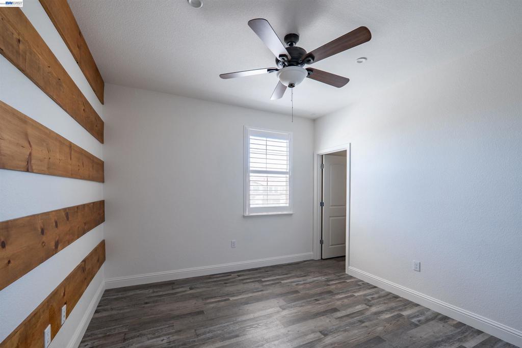 18628 Delta Ct Property Photo 46