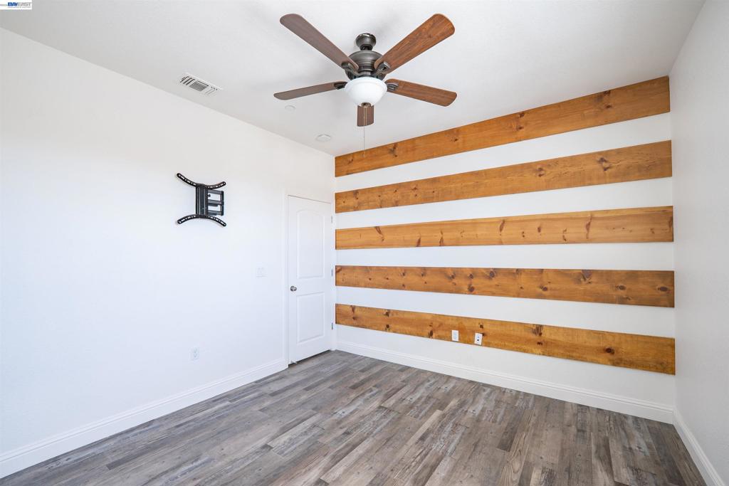 18628 Delta Ct Property Photo 48