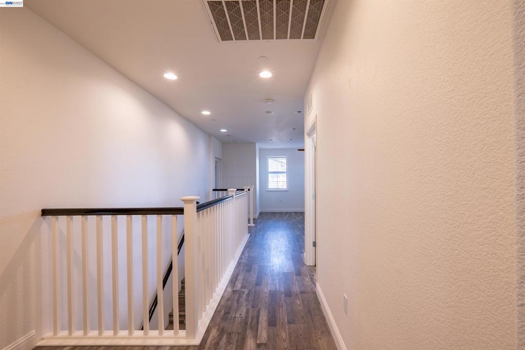 18628 Delta Ct Property Photo 54
