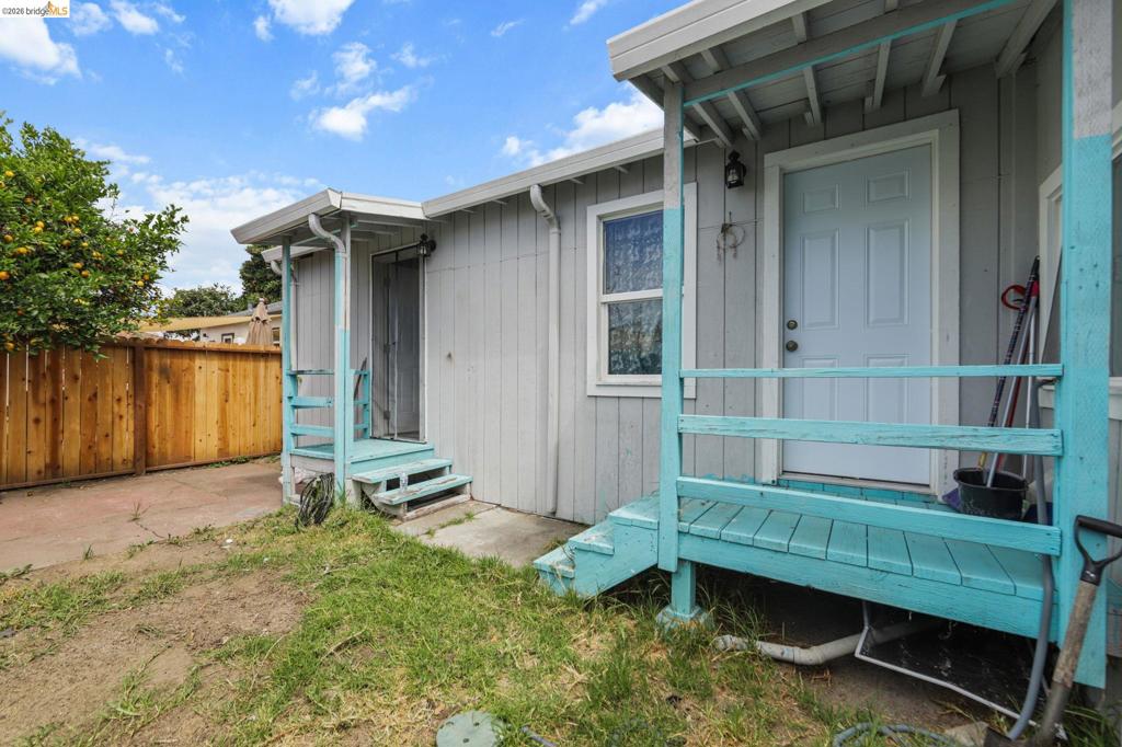 1715 Ohio St Property Photo 17