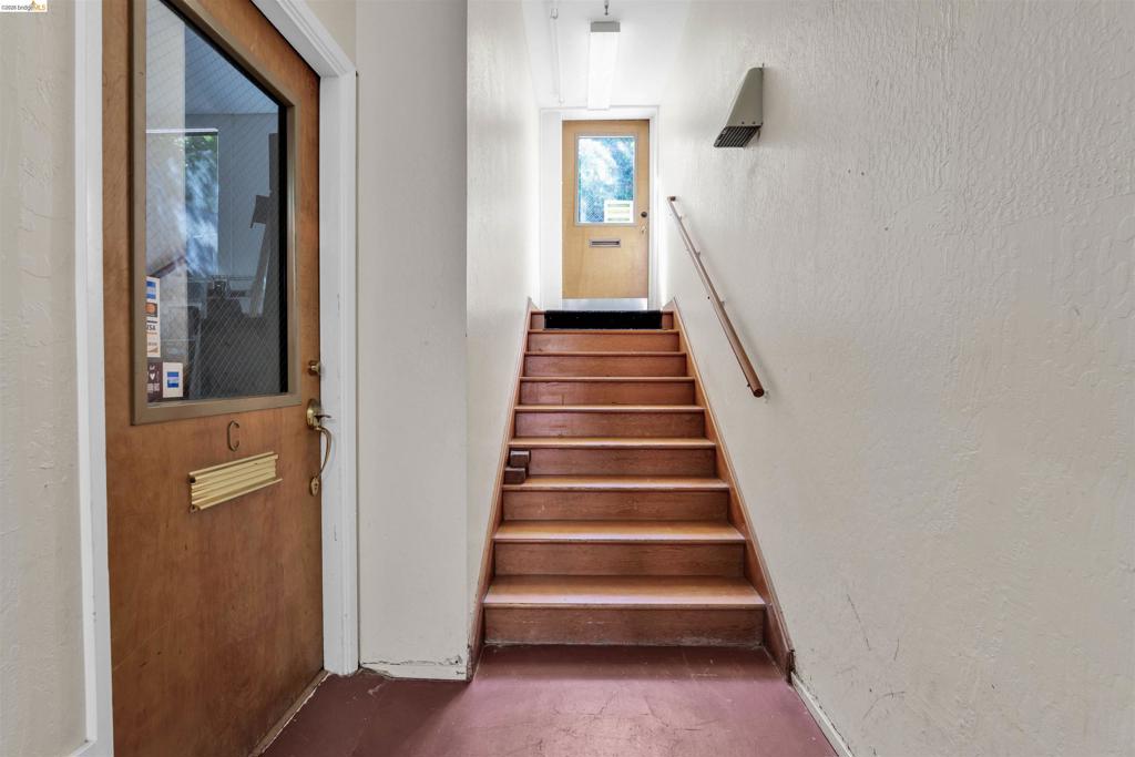 147 W Richmond Ave Property Photo 6