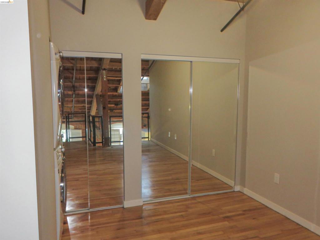 720 York St 212 Property Photo 11