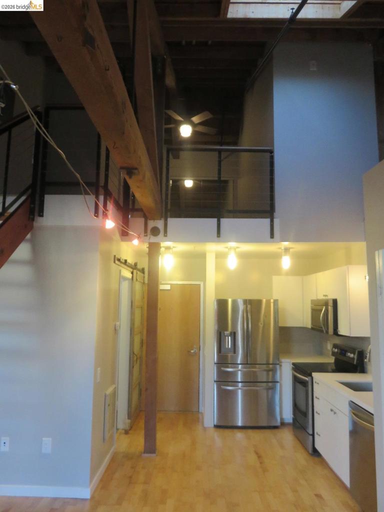 720 York St 212 Property Photo 14