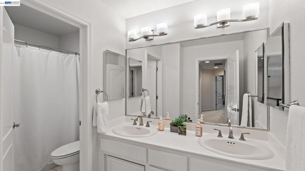 1225 Riesling Cir. Property Photo 32