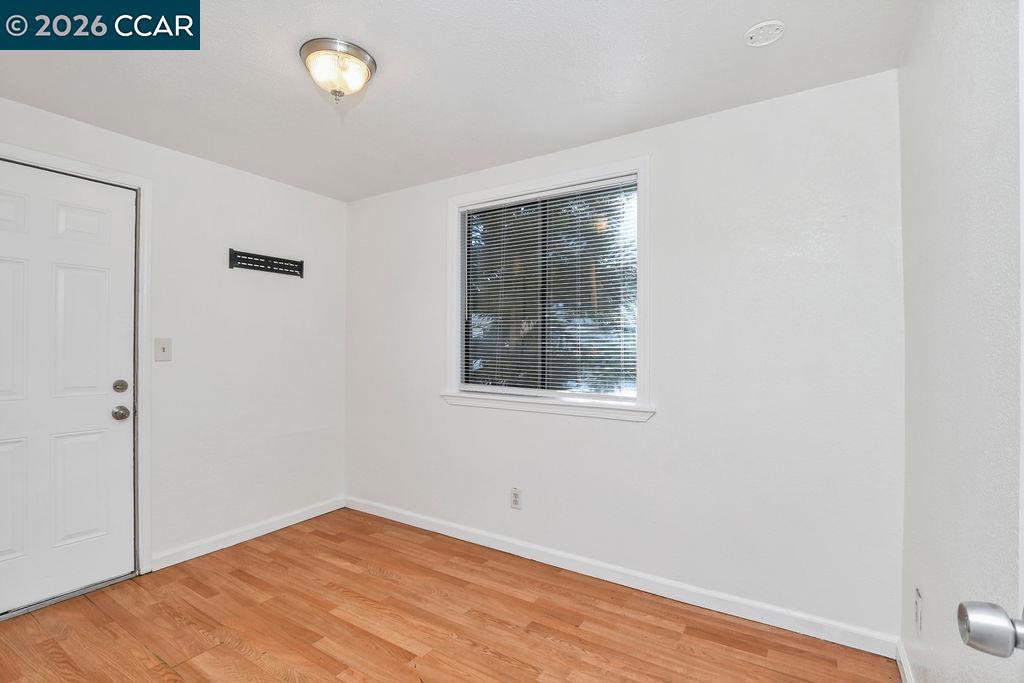 1319 1321 Sacramento Street Property Photo 12