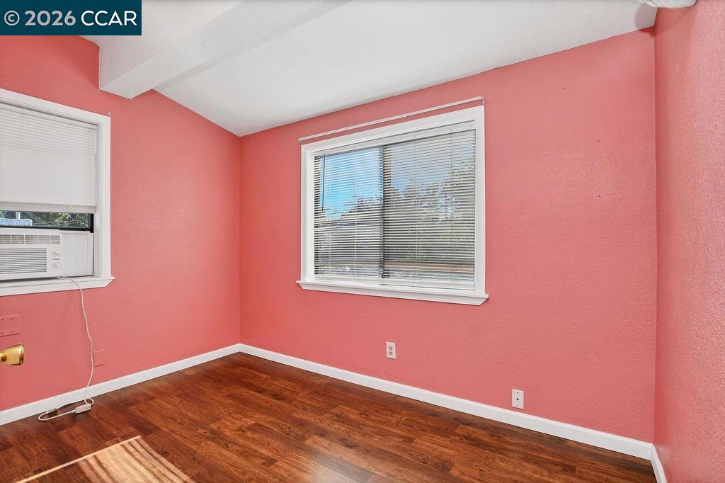 1319 1321 Sacramento Street Property Photo 29