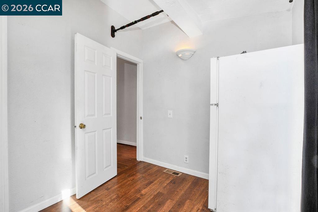 1319 1321 Sacramento Street Property Photo 33