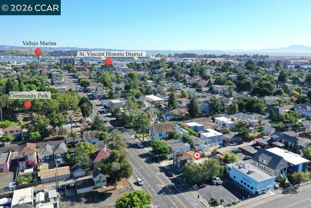 1319 1321 Sacramento Street Property Photo 43