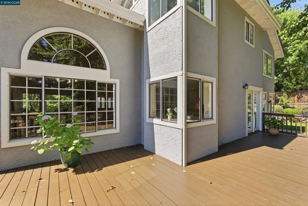130 Summerfield St Property Photo 32