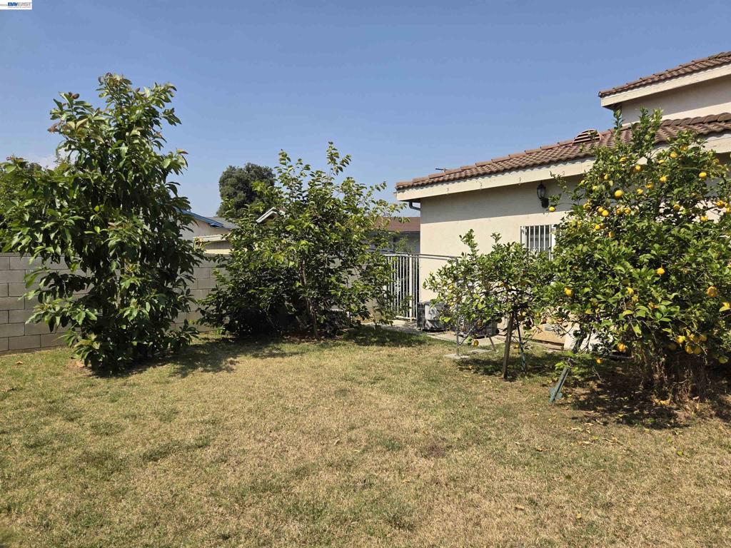 3229 Angelus Ave Property Photo 6