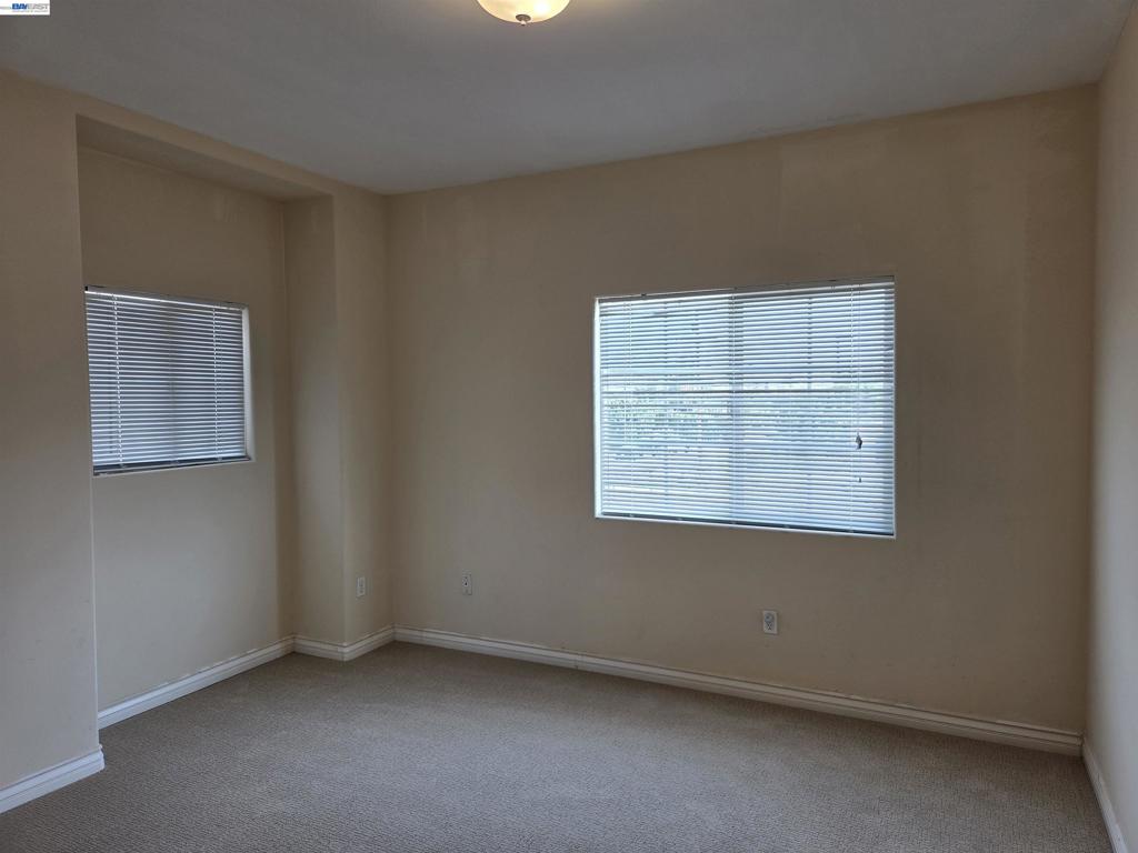 3229 Angelus Ave Property Photo 14
