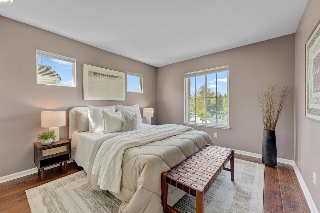 24986 Silverthorne Pl Property Photo 38