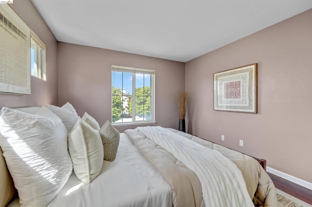 24986 Silverthorne Pl Property Photo 39