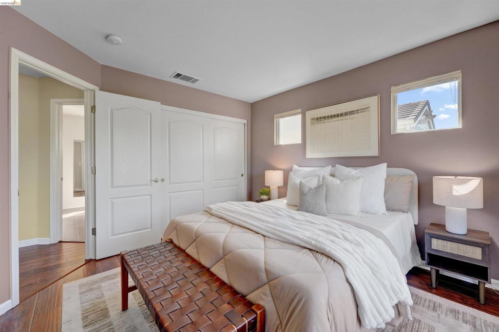 24986 Silverthorne Pl Property Photo 40