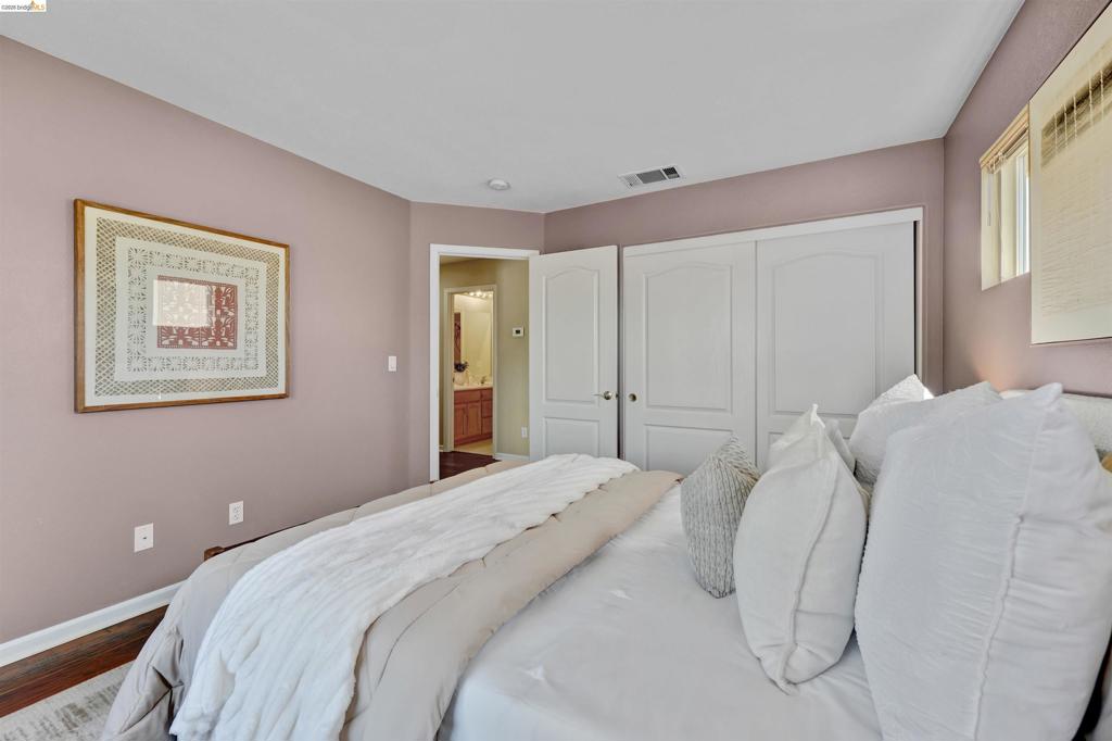 24986 Silverthorne Pl Property Photo 41