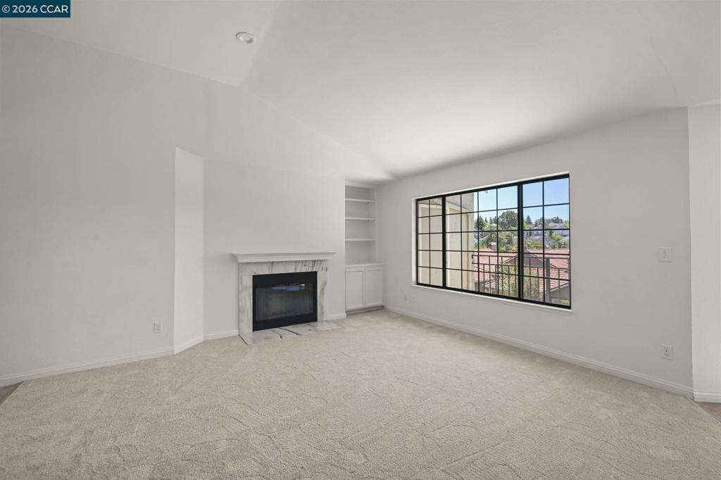 83 Tahoe Ct 202 Property Photo 6