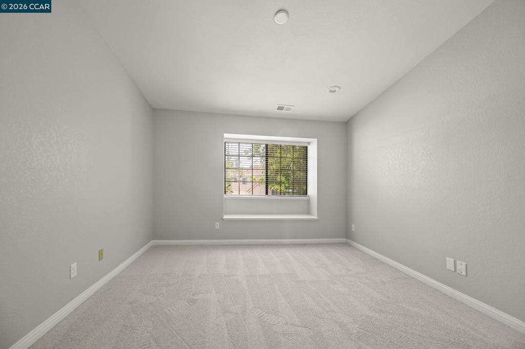 83 Tahoe Ct 202 Property Photo 10