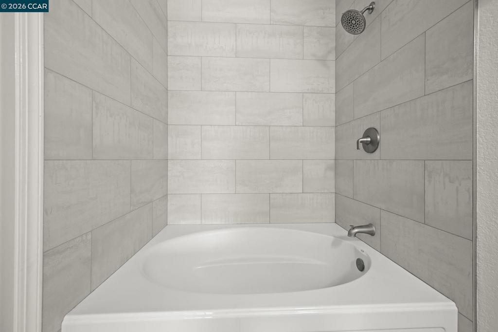 83 Tahoe Ct 202 Property Photo 12