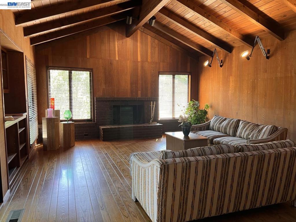 274 Orchard Rd Property Photo 3