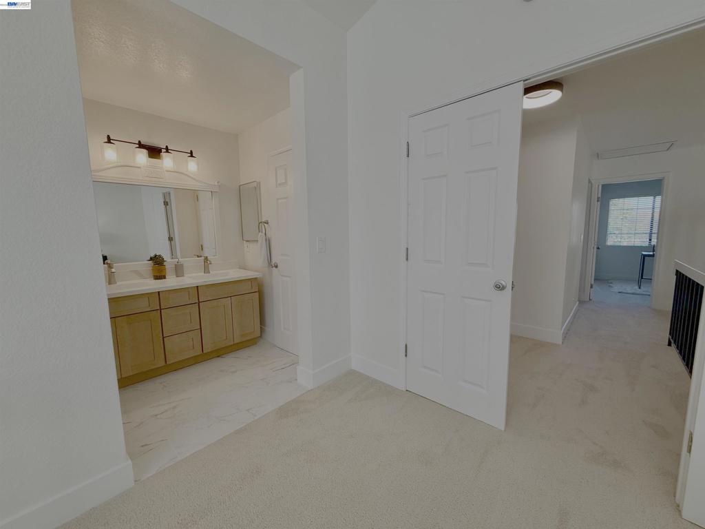 4311 Fellows St Property Photo 16