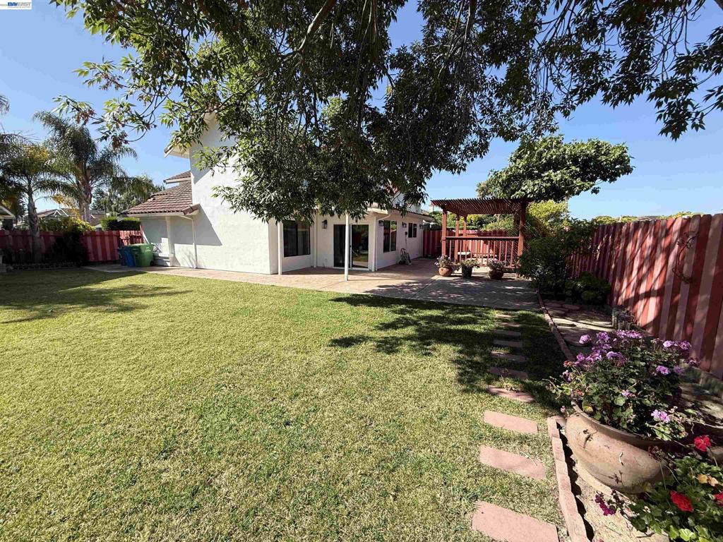 4311 Fellows St Property Photo 26