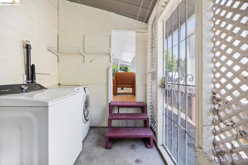 2050 Monument Property Photo 20