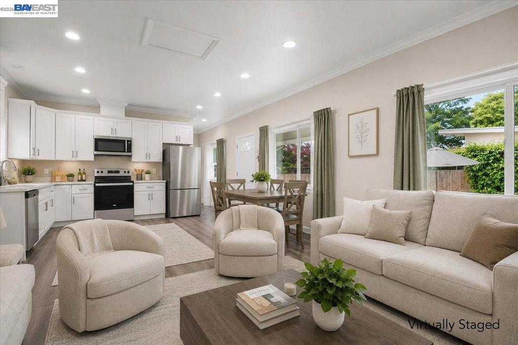 30544 Hoylake St Property Photo 33