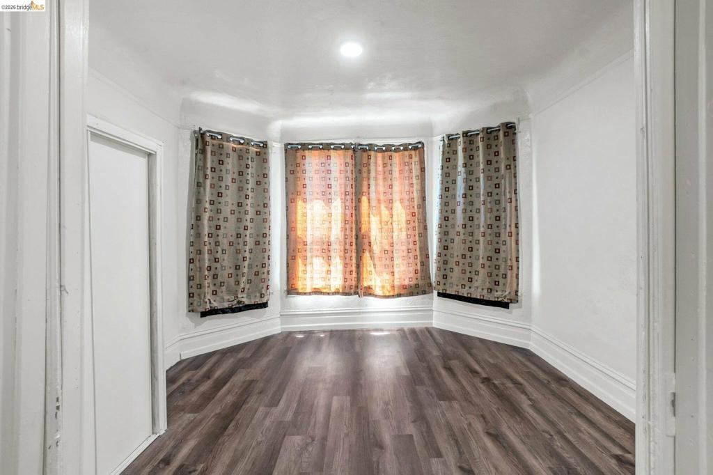 630 York Property Photo 2