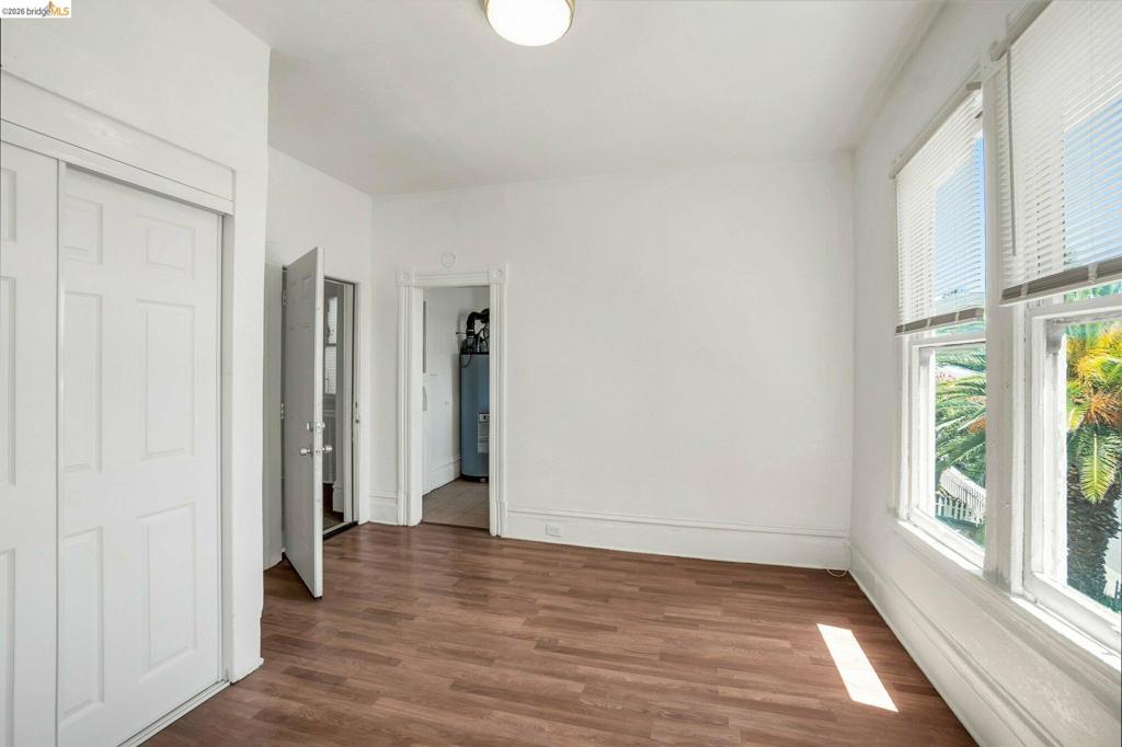630 York Property Photo 15