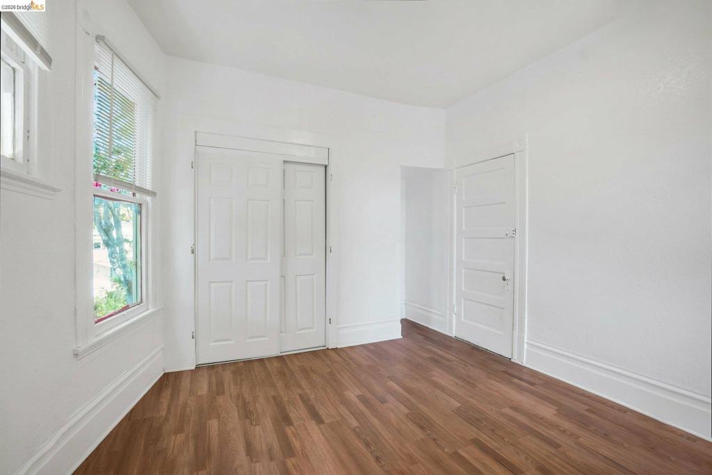 630 York Property Photo 16