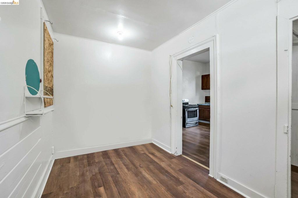 630 York Property Photo 22