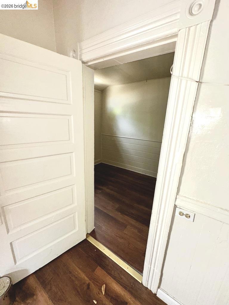 630 York Property Photo 42