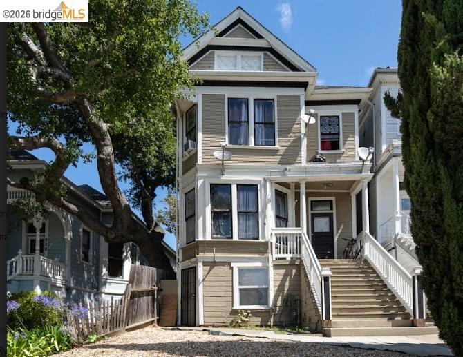 630 York Property Photo 46