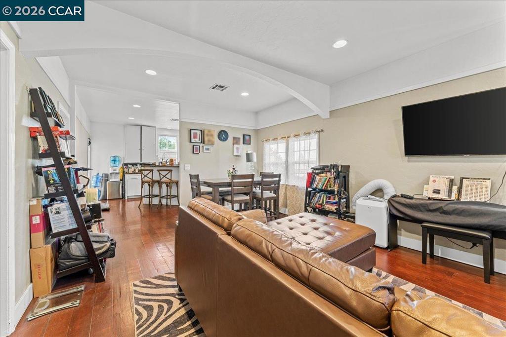 1222 Solano Property Photo 6