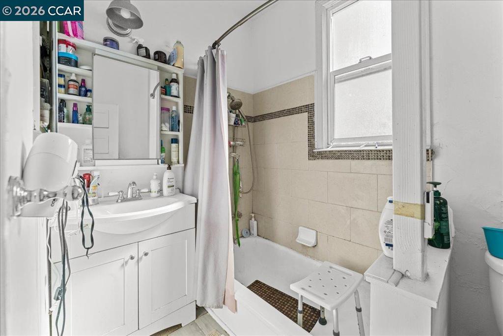 1222 Solano Property Photo 21