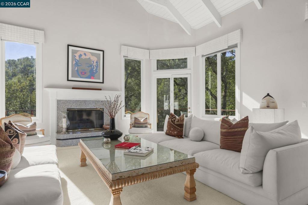 4 Julianna Property Photo 4