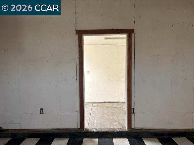 516 Ward St Property Photo 15