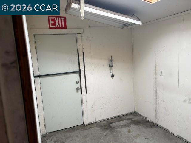 516 Ward St Property Photo 16