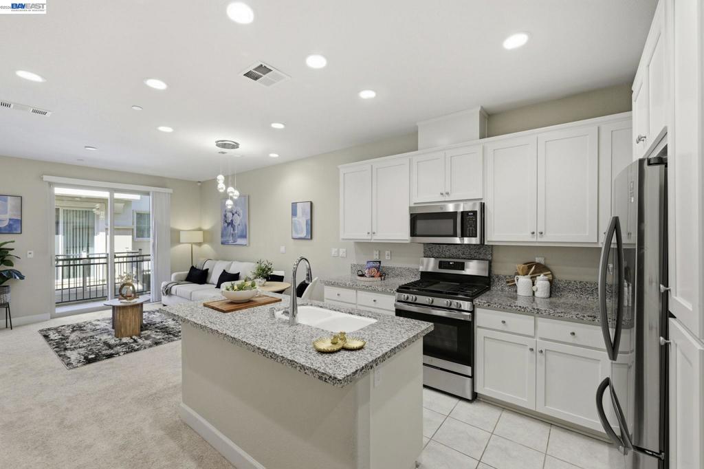 1820 Enclave Pl Property Photo 8