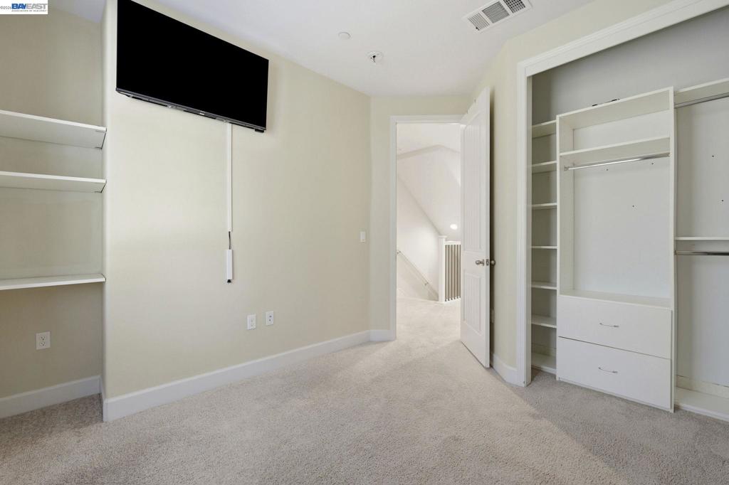 1820 Enclave Pl Property Photo 21