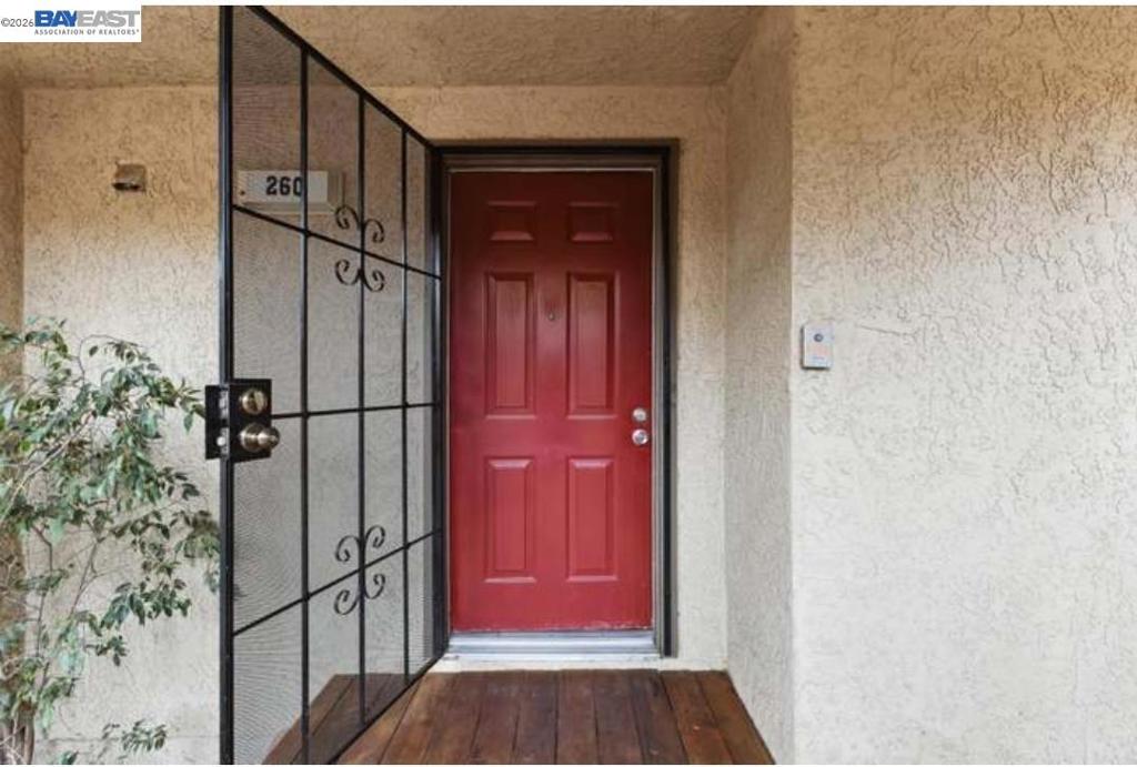 680 Dartmore Lane 260 Property Photo 3