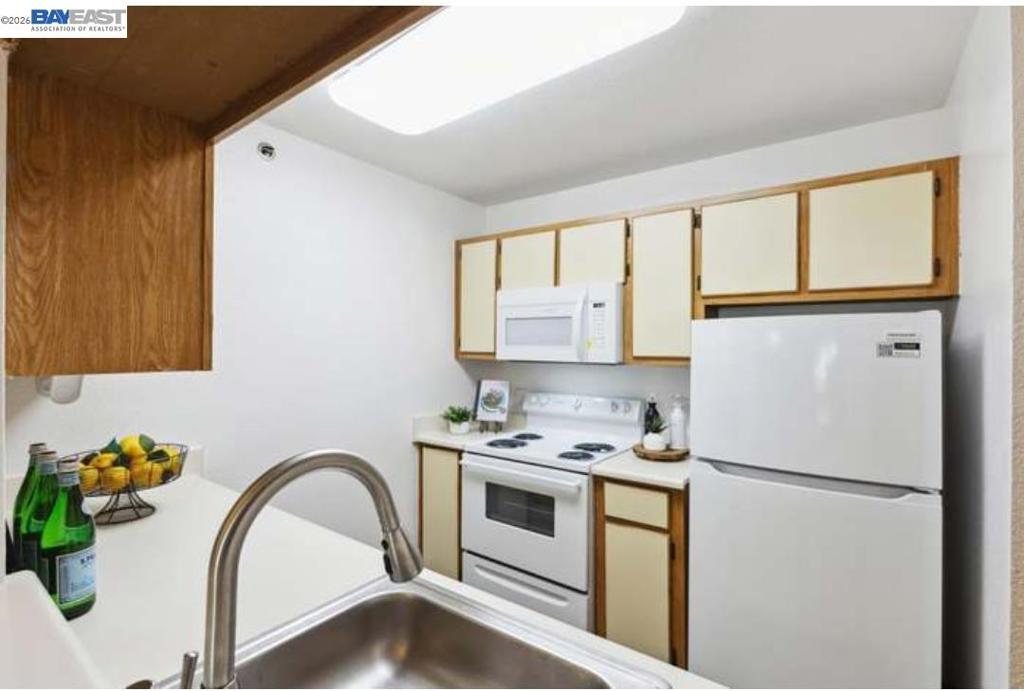 680 Dartmore Lane 260 Property Photo 11