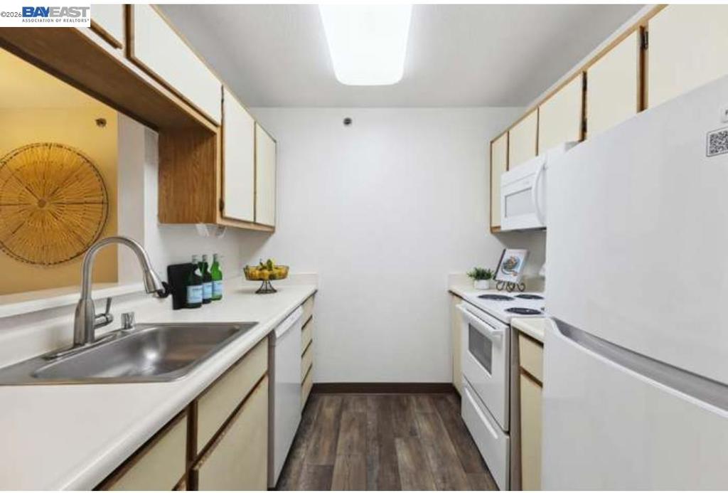 680 Dartmore Lane 260 Property Photo 15