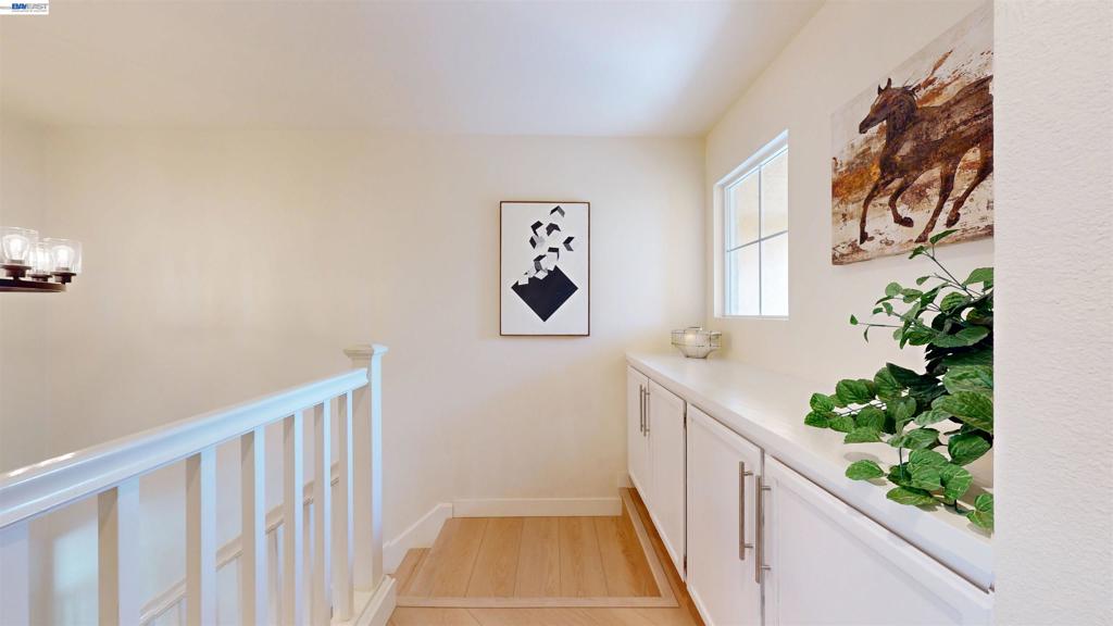 3412 Fitzsimmons Cmn Property Photo 18