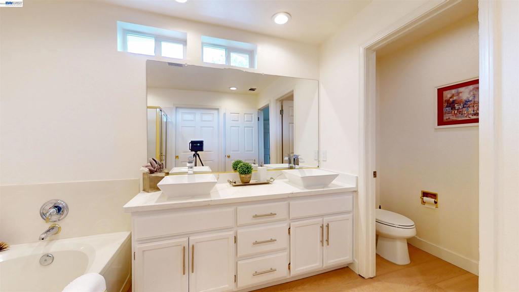 3412 Fitzsimmons Cmn Property Photo 21