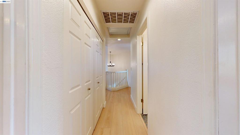 3412 Fitzsimmons Cmn Property Photo 26