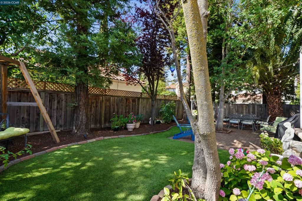 5300 Clearbrook Drive Property Photo 32
